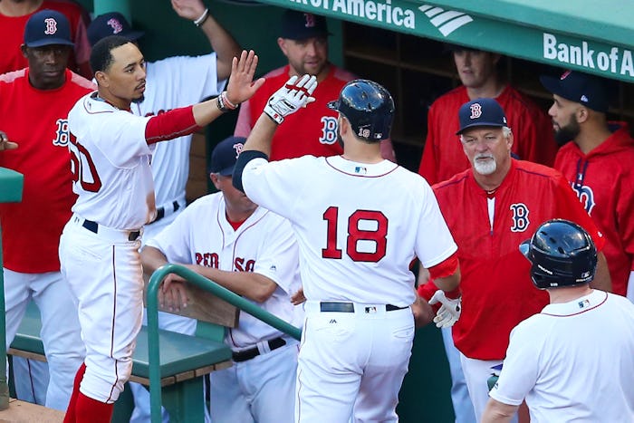 Moreland homers as Red Sox top Twins